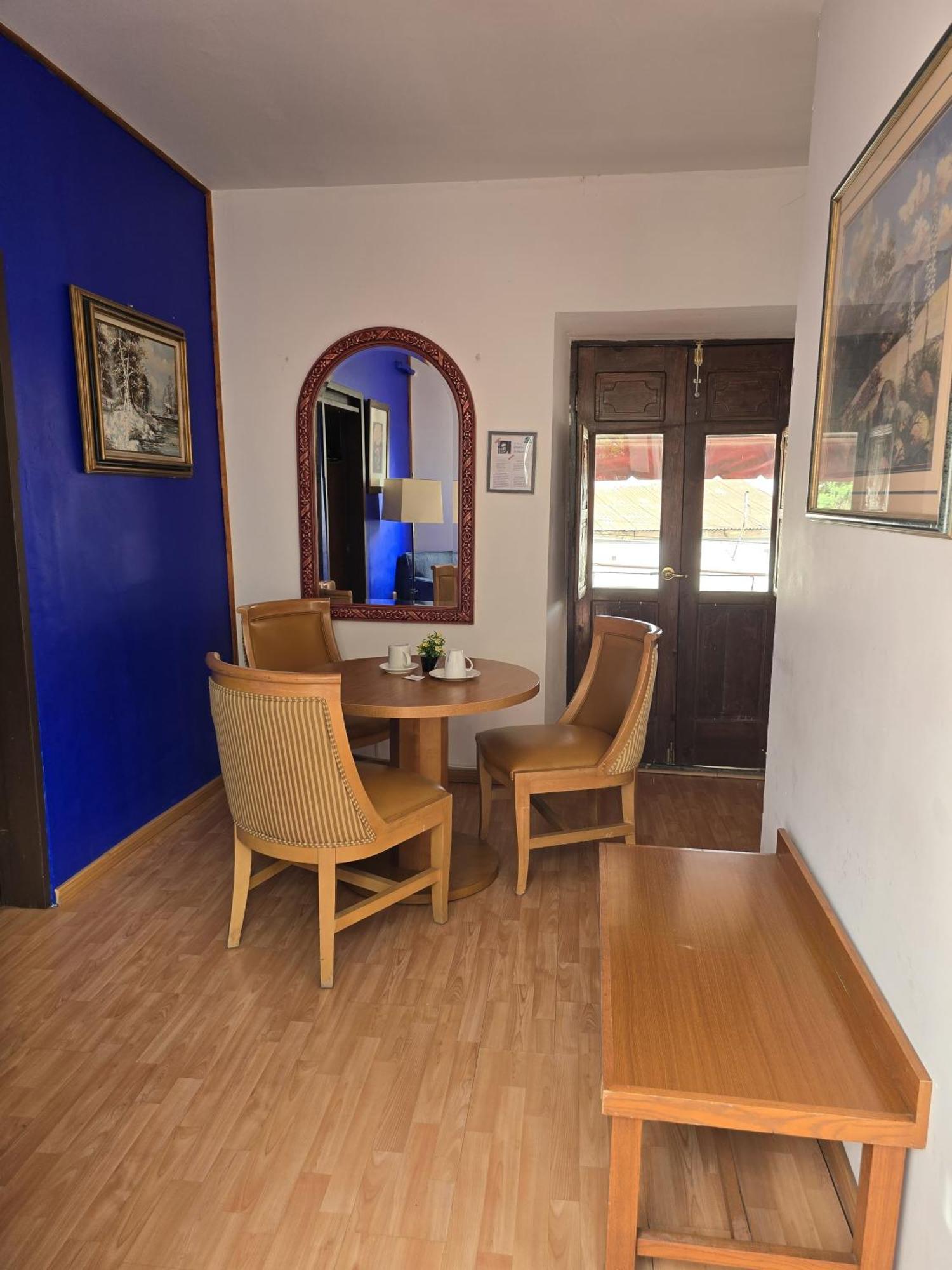 Hotel Boutique El Viejo Mundo Hidalgo del Parral Kültér fotó