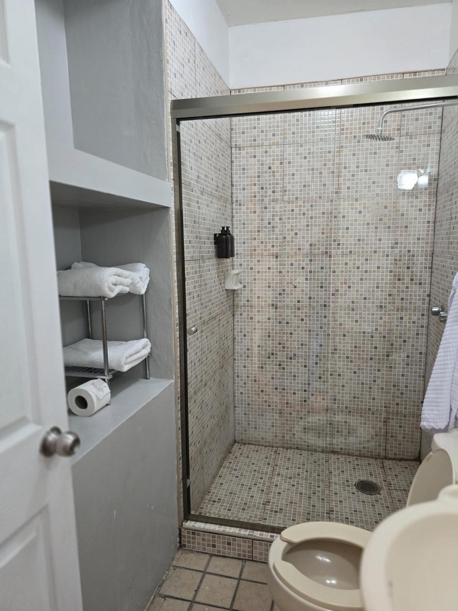 Hotel Boutique El Viejo Mundo Hidalgo del Parral Kültér fotó